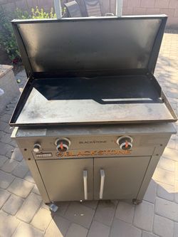 Blackstone Pro Series 2 Burner Grill + Accessories