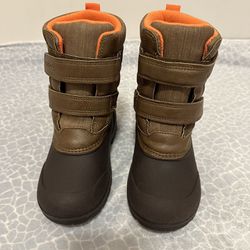 Child’s Snow Boots Size 13