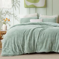 Full Size Sage Green Comforter Set – Bedsure Fluffy Fleece 3pc