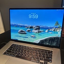MacBookq Pro 16-inch (2019) – 1TB • i9 • 16GB RAM • PRISTINE CONDITION• STEAL OF A PRICE
