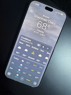 iPhone 18pro max 512gb $1200