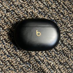 Beats Studio Buds Noise Cancelling Earbuds / Black