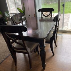 Dining Table And Chairs Set