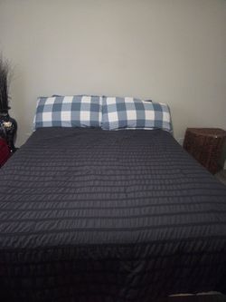 New Queen Bed