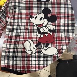Disney Spirit Jersey Sweater Large Red Plaid Mickey Disneyland Spellout  Size XXL