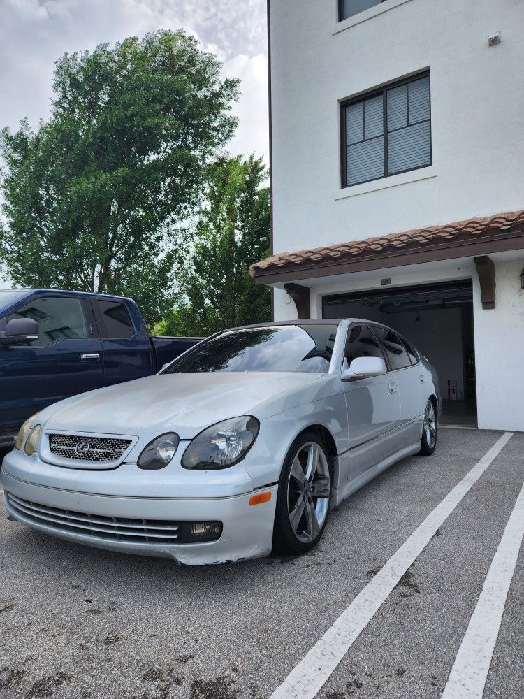 Lexus Gs400