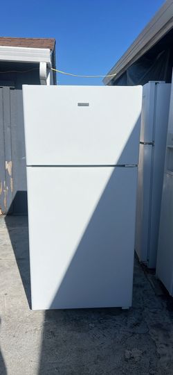 Refrigerator Brand Hot-Point