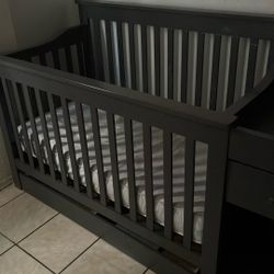 Baby Crib 