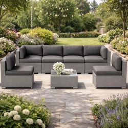 Oakcloud 7-Piece Outdoor Grey Rattan Wicker Sectional Conversation Sets Patio Furniture Sofa Set with Cushions and Glass Top Table(Grey