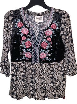 Savanna Jane Embroidered Black Bohemian Peasant Top Size Medium 