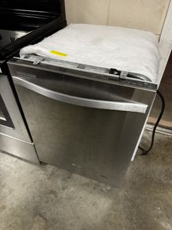 Whirlpool Gold Top Control 24-in Built-In Dishwasher