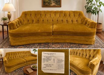 Vintage 1970s Curved Serpentine Tufted Gold Velvet Sofa – High Point Furniture
