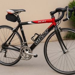 🚴‍♂️ GIANT OCR 1 Road Bike – Carbon Fork – Excellent Condition – $499 OBO