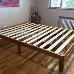 Queen bed frame With mattress 