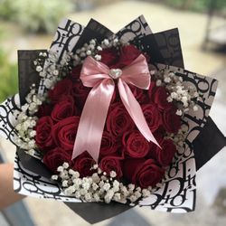 Ramo Buchon / Flowers / Roses / Valentines 