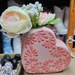 Talavera Heart-shaped Flower Vases 🌸Etsy Casamxartesanalstore 