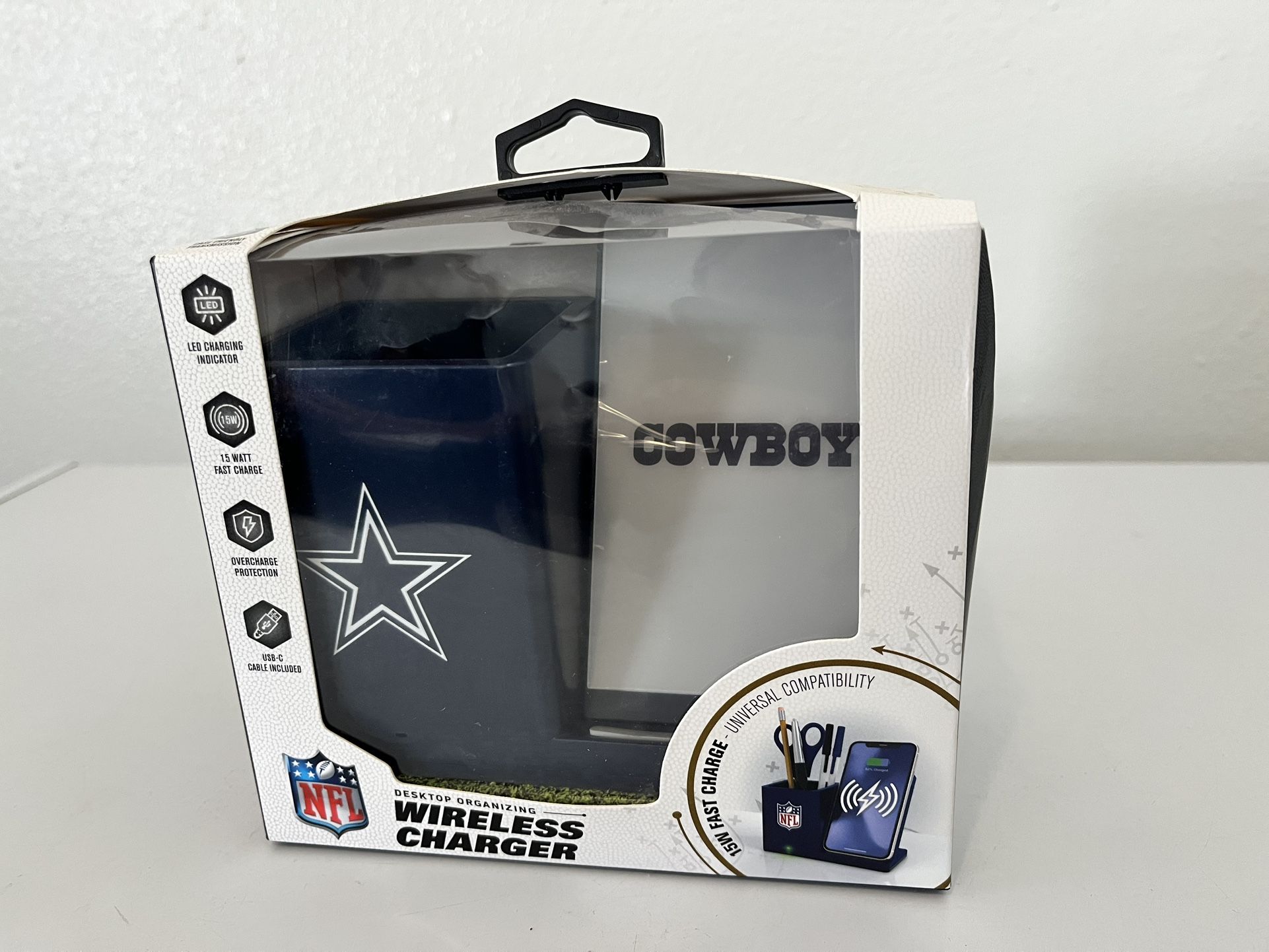 Dallas Cowboys Wireless Charger and Desktop Organizer