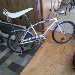 Schwinn Fastback 5speed shifter https://offerup.com/redirect/?o=MjBpbi5pbg==