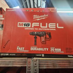 Milwaukee
M18 FUEL 18V Lithium-Ion Brushless Cordless 1-9/16 in. SDS-Max Rotary Hammer (Tool-Only)