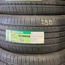 235 40 19 Set Of New Tires 
