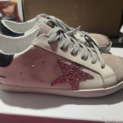 Golden Goose Superstars 