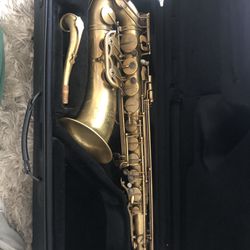 Eastman Tenor Saxophone EST-652