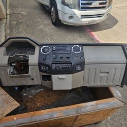 2008-2010 Ford F250 Super Duty dashboard