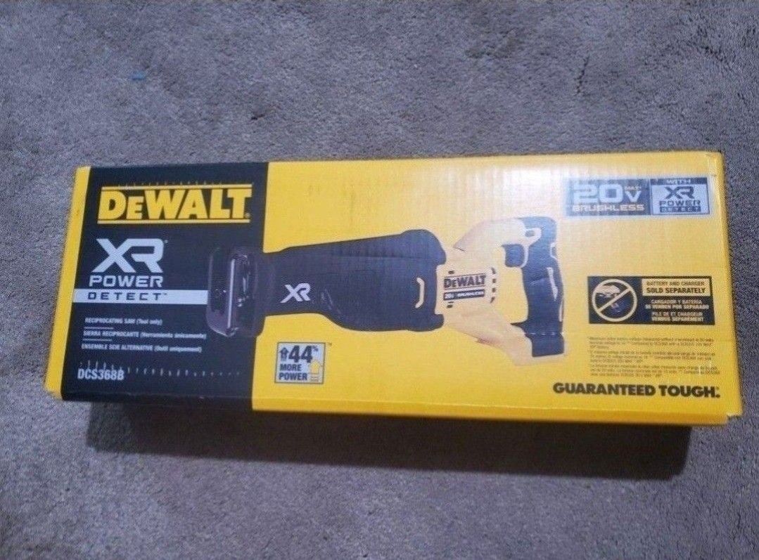  
DEWALT XR POWER DETECT 20-volt Max Variable Speed Brushless Cordless Reciprocating Saw (Tool Only)