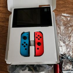 Nintendon switch Almost New 
