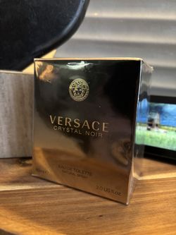 Versace Crystal Noir Perfume