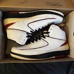 Air Jordan 2 Retro White/Red (Chicago) Size 11 w/ Box – Clean