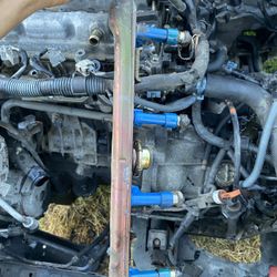 Fuel Injectors And Rail Toyota OEM 1ZZ FE Engine 4 Cylinder 