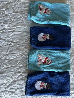 Set Of 4 Blue Embroidered Fingertip Towels - Table Napkins