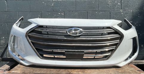 2017-2018 Hyundai Elantra Front Bumper