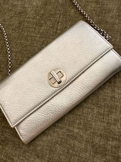  Tiffany & Co. Metallic Leather Chain Clutch – Silver | Authentic