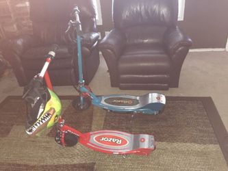 E 200 and e 175 electric scooters with helmet