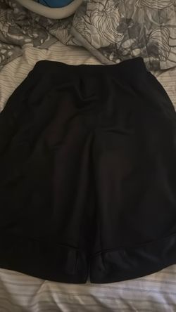 Black pro 5 basket ball shorts