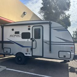 2022 Sonic Lite By Venture RV Camper SL150VRB