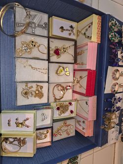 Mixed Costume Jewelry Lot