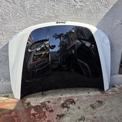 Hood 2011 2012 2013 2014 2015 2016 2017 2018 2019 2020 2021 grand cherokee