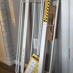 Extra Tall Pet Gate / Safety Gate - Fits Openings 29” - 38.5”