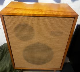 Custom Vintage LS-15 Wolverine Speakers in emaculant shape