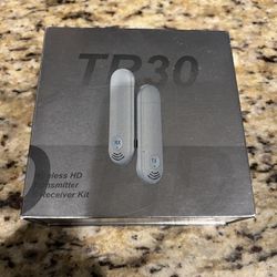 TR30 Wireless HD Transmitter And Receiver Kit