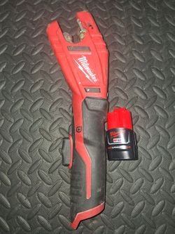 Tube/pipe cutter
