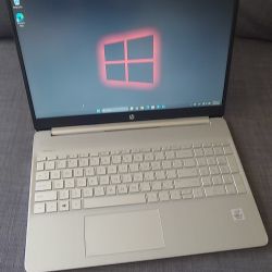Hp Windows 11 Laptop 15"  INTEL CORE i5 256ssd 8gb Ram 