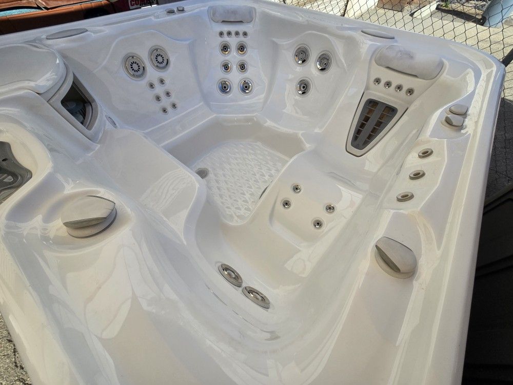 spa, jacuzzi, hot tub