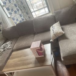U-Shaped Sectional Sofa With 2 Chaises 