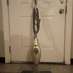 Shark Steam Pocket Mop