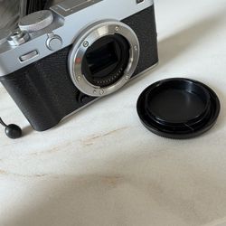 FujiFilm X-E5