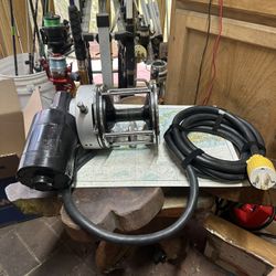 Lindgren-Pitman S-3000 Electric Reel with Penn Senator 12/0 Reel 